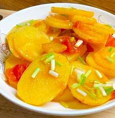 Khoai tây thái xào